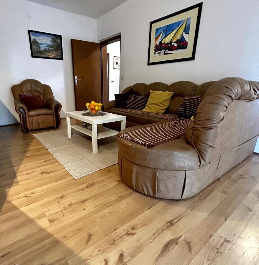 Elentoni Apartment Fazana Luaran gambar